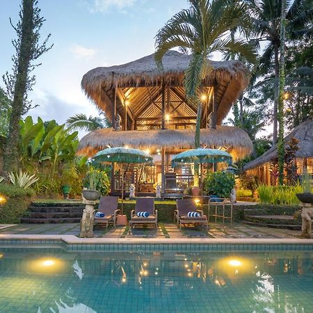Kupu Kupu Private Villa อูบุด ภายนอก รูปภาพ