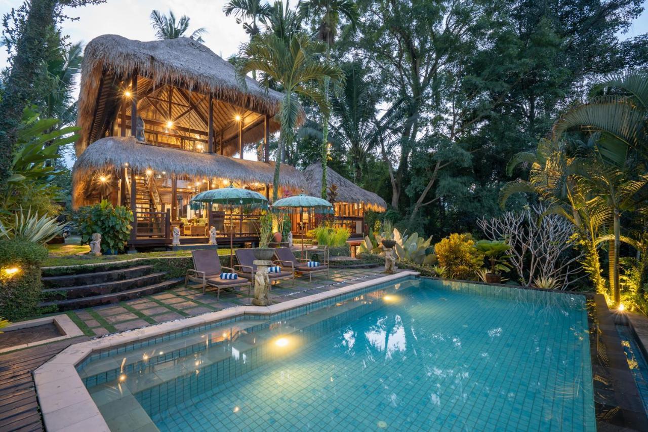 Kupu Kupu Private Villa อูบุด ภายนอก รูปภาพ