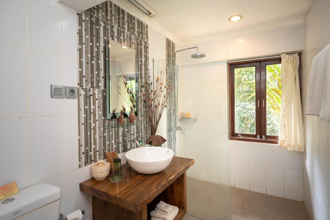Kupu Kupu Private Villa อูบุด ภายนอก รูปภาพ