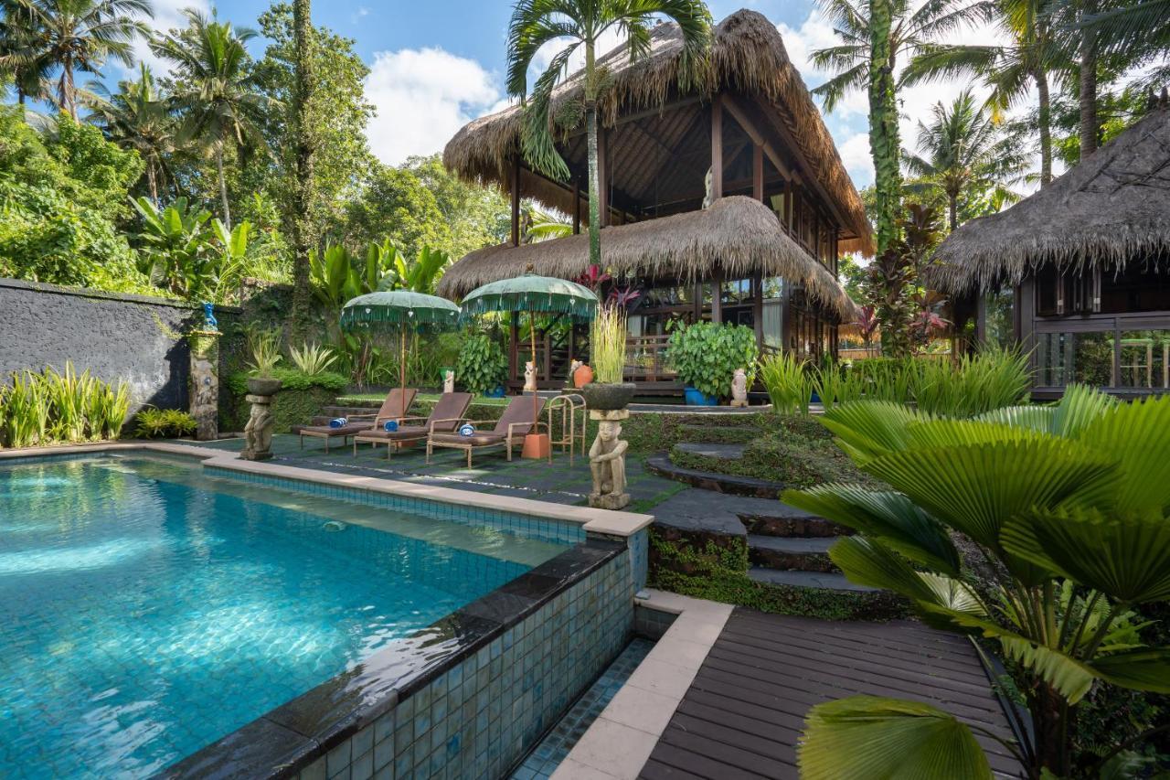 Kupu Kupu Private Villa อูบุด ภายนอก รูปภาพ